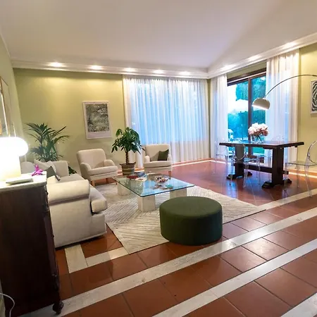 Ninetta Villa *