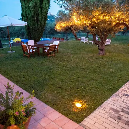 Ninetta Villa *