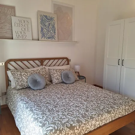 Ninetta Villa *